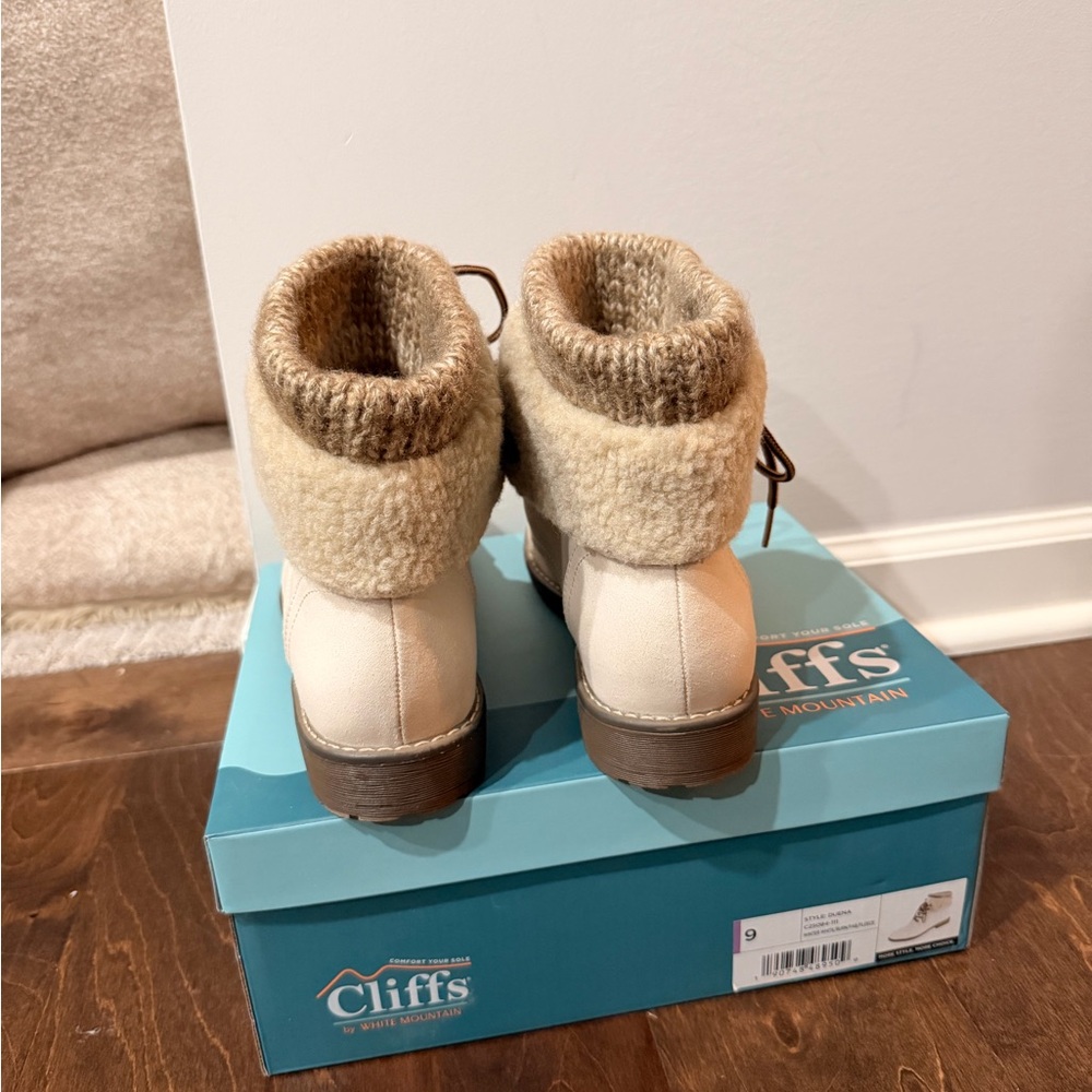 Women’s cliffs boots - Picture 2 of 3